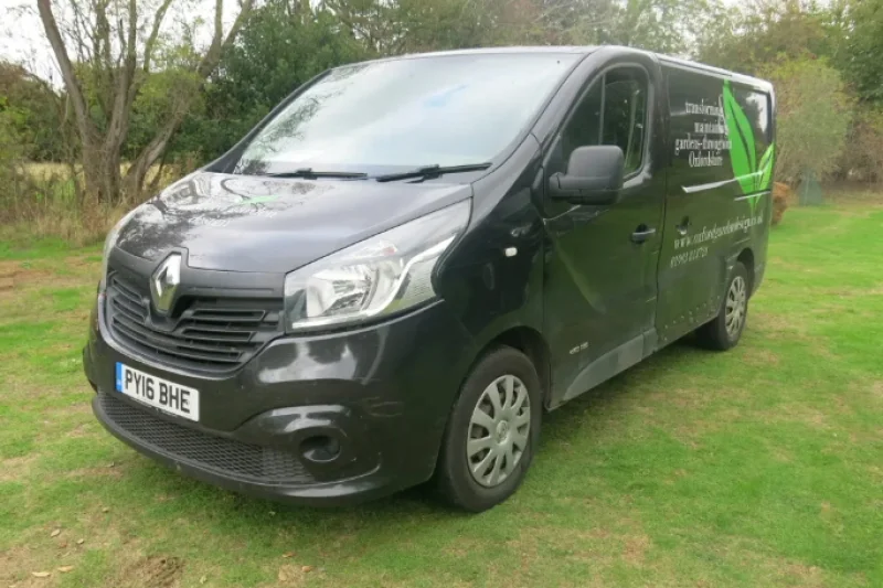 G J Wisdom & Co - ON-LINE AUCTION: Contents of Landscape Gardening Company in Oxford with Vehicles & Equipment - Auction Image 2