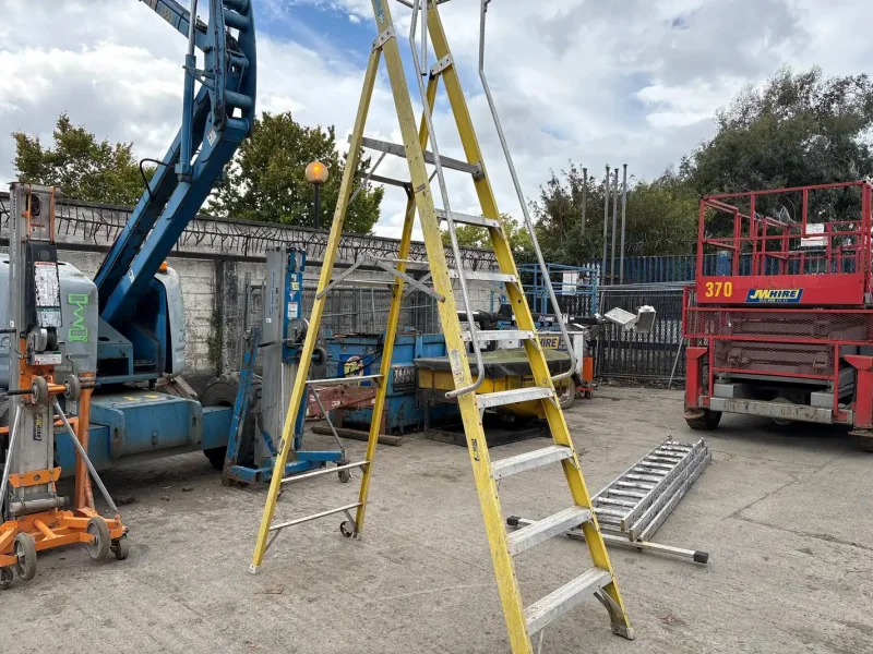 Wilsons Auctions - Ladder Auction of JW Hire & Sales - Auction Image 2