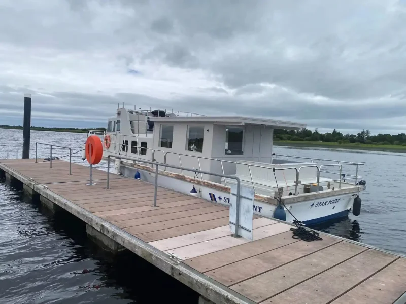 Wilsons Auctions - Auction of Capri Live Aboard Houseboat - Auction Image 2