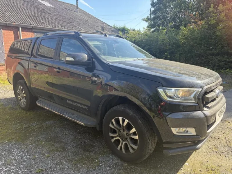 JPS Chartered Surveyors - Motor Vehicle Auction | MG HS Excite PHEV Hybrid Electric Estate - 21 Plate | 2 x Ford Ranger WildTrak Pick-Ups - 19 Plates - Auction Image 1