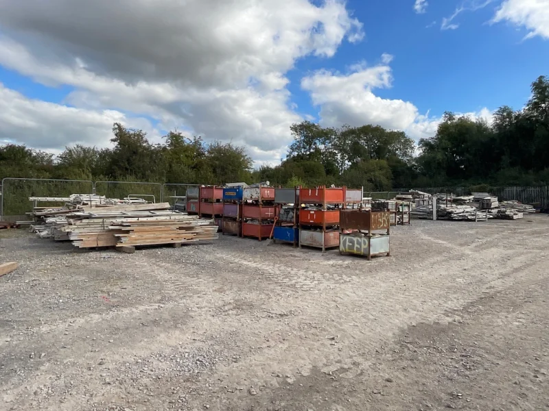 BPI - Site Equipment Auction to include Haki Scaffolding, Shipping Containers, Lifting Equipment & more - Auction Image 1