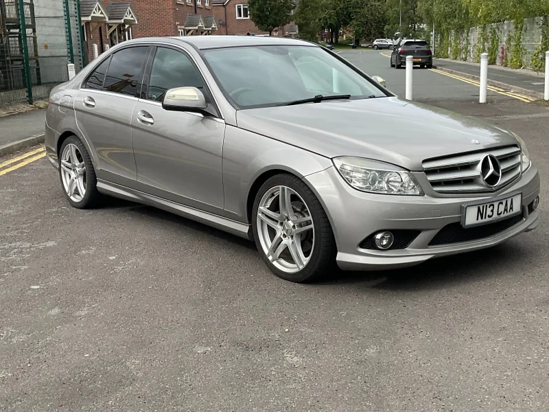 BPI - Commercial Vehicles & Mercedes C220 Auction - Auction Image 4