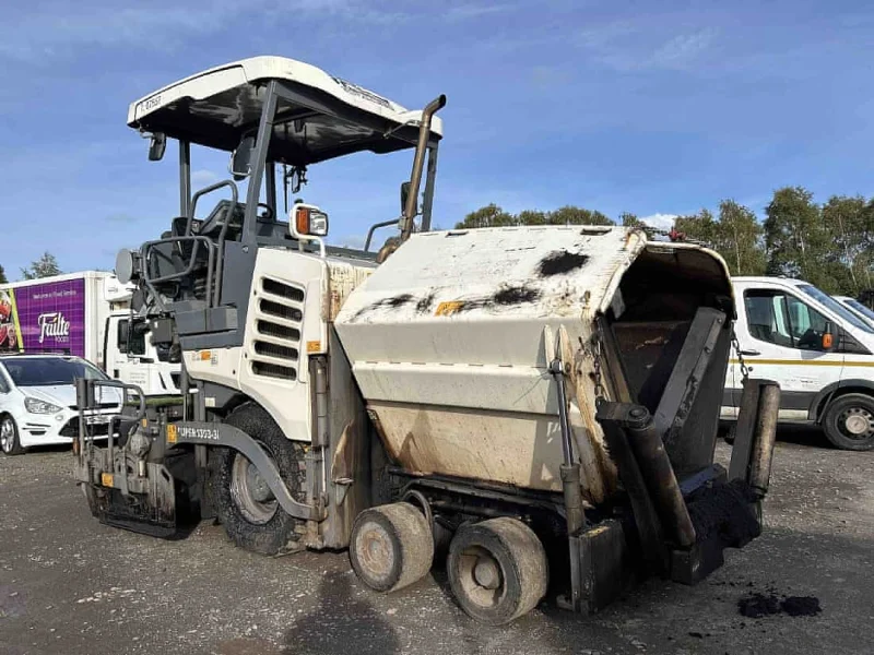 Sweeney Kincaid - Asphalt Paving Machine & Vehicles - Online Auction - Auction Image 1