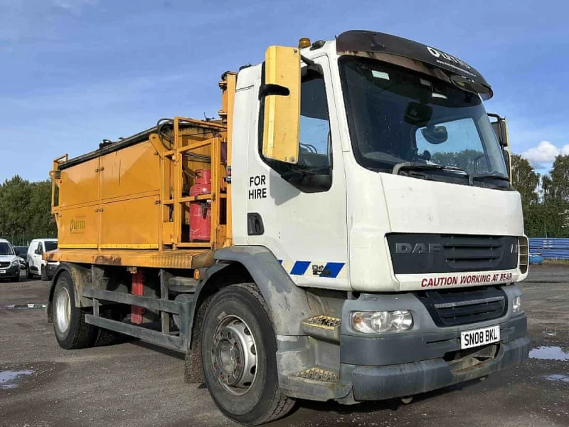 Sweeney Kincaid - Asphalt Paving Machine & Vehicles - Online Auction - Auction Image 2
