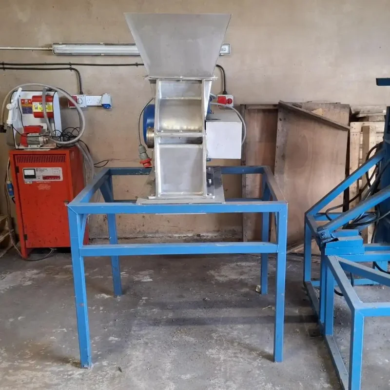 Wilsons Auctions - Industrial Fruit Juice and Cider Press Auction - Auction Image 3