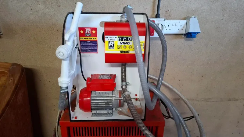 Wilsons Auctions - Industrial Fruit Juice and Cider Press Auction - Auction Image 5