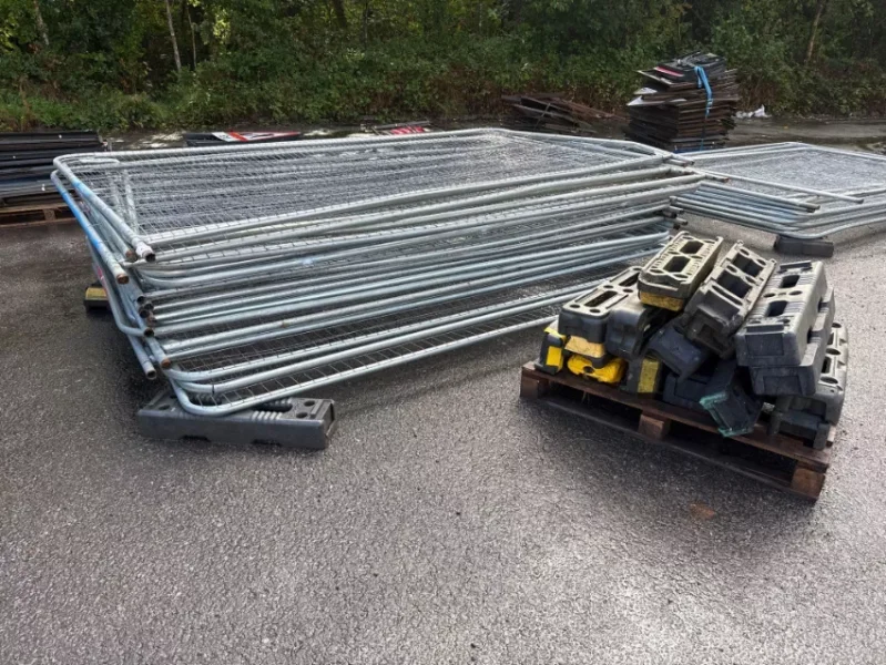 Gavel Auctioneers Ltd - Unreserved Online Auction - Temporary Fencing & Traffic Management Systems - Auction Image 2