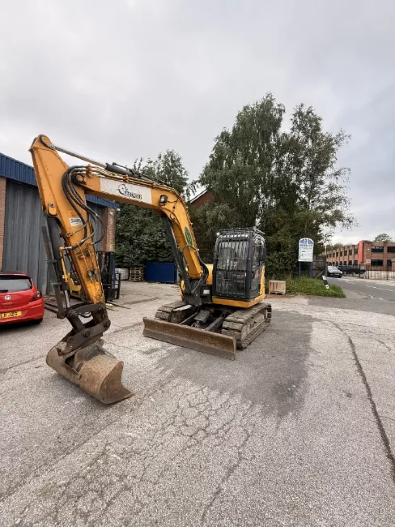 JPS Chartered Surveyors - Plant Auction | LiuGong 909E cr Excavator, Vibratory Roller & JCB Telehandler - Auction Image 2