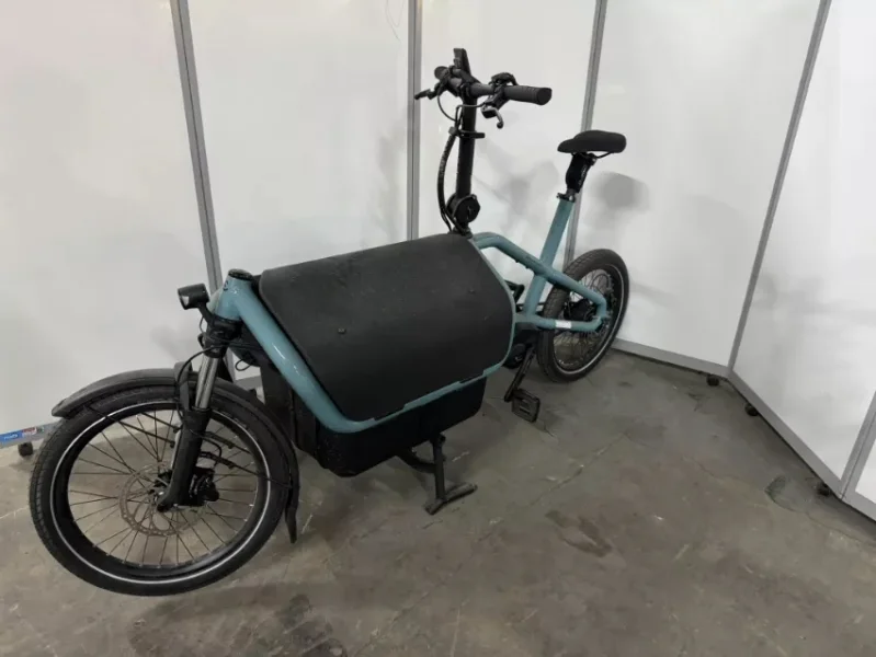 JPS Chartered Surveyors - Contents of Bike Sales | Mountain bikes, Hybrid Bikes & Prototype Bikes, Parts & Accessories at Auction - Auction Image 2
