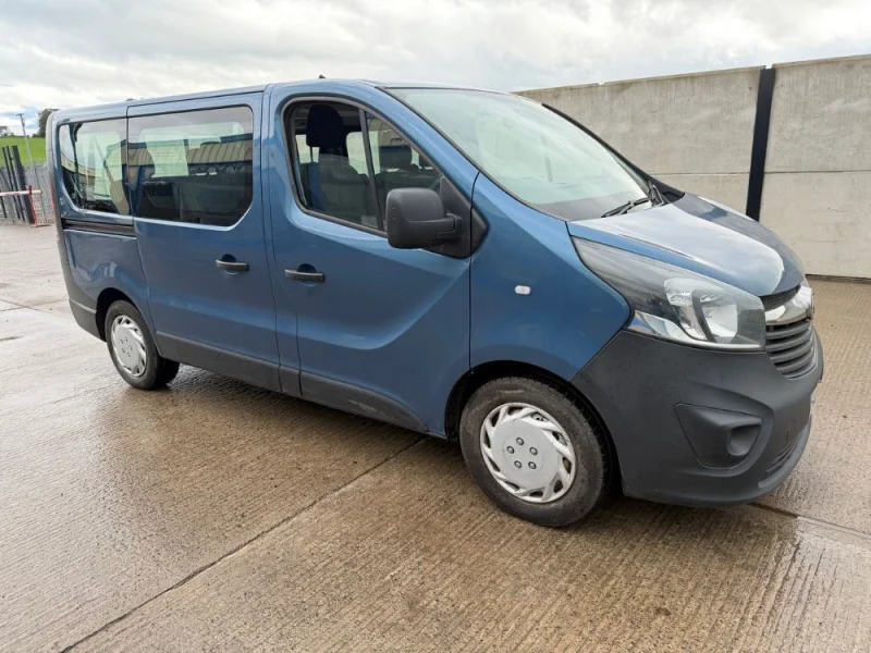 Mid Ulster Auctions Ltd - Vans, Cars & HGVs Auction – Commercial Vehicles, Tippers, Low Loaders & More - Auction Image 4