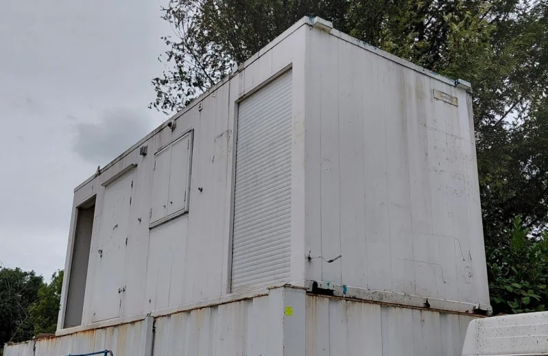 BTG Eddisons - Stockport - Wide Range of Building Materials including Welfare Units, Scaffolding, Plasterboard and other at Auction - Auction Image 1