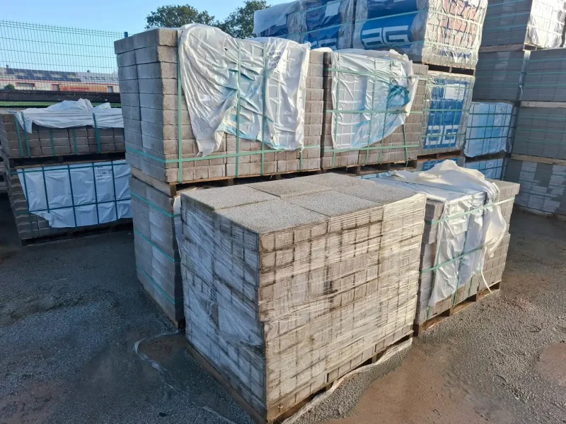 Wilsons Auctions - Auction of AG Paving Brick Product - Auction Image 1