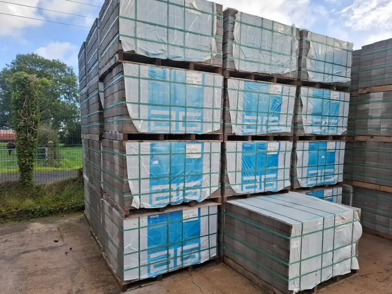 Wilsons Auctions - Auction of AG Paving Brick Product - Auction Image 4