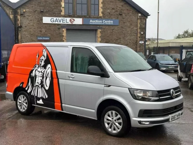 Gavel Auctioneers Ltd - Unreserved Online Auction - 2020 Vauxhall Movano & 3no. VW Transporter Vans - Auction Image 2