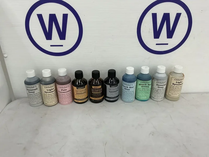 Wilsons Auctions - Glasgow - Fabric, Sewing Accesories and Paint Auction - Auction Image 2