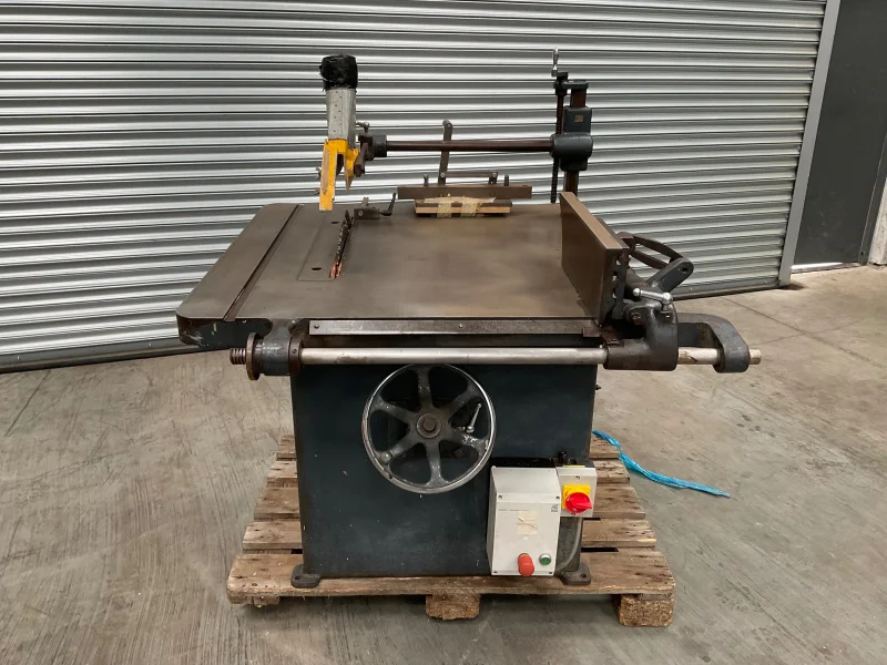 BPI - Woodworking Machinery to include Saws, Routers, Edgebanders, Thicknessers, Extraction Equipment & more at Auction - Auction Image 4
