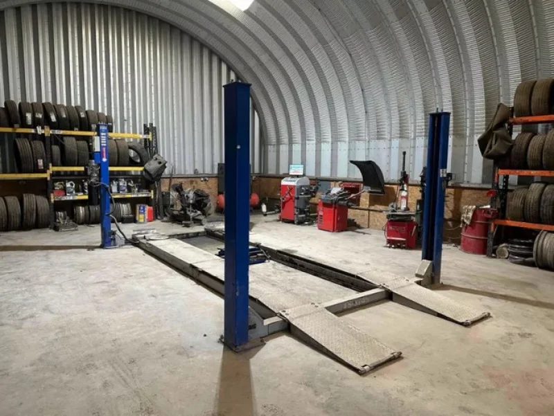 Gavel Auctioneers Ltd - Unreserved Online Auction - The Assets of a HGV Repair Workshop & Tyre Garage - Auction Image 2