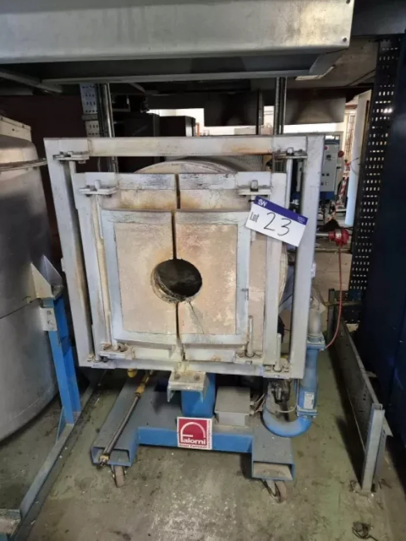 Sanderson Weatherall LLP - Leeds - Traditional Glass Making & Ceramics Equipment, Fork Lift, Gallery Furniture & Office Equipment at Auction - Auction Image 8