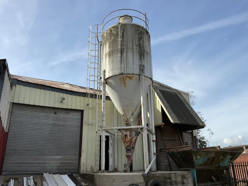 BPI - Entire Contents of Concrete Garage Manufacturer to include Commercial Vehicles, Cement Silo, Machinery & more at Auction - Auction Image 4