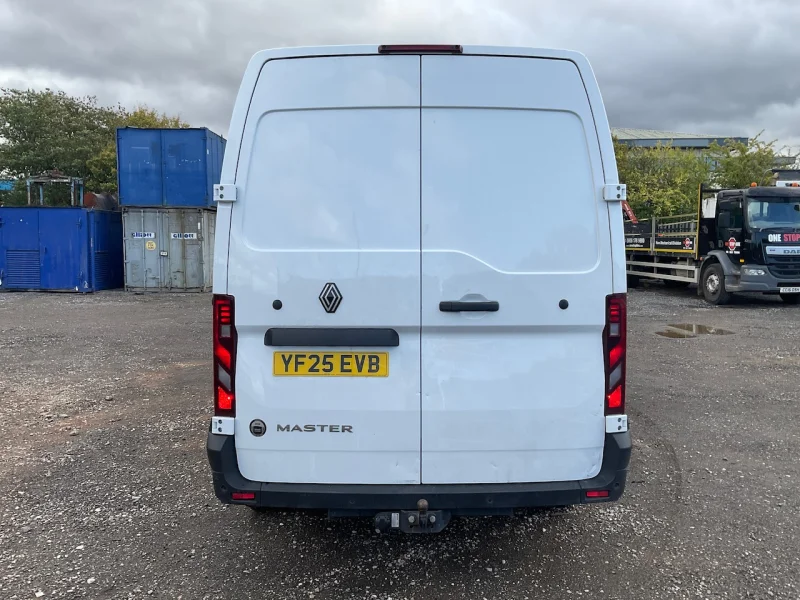 BPI - 2025 Renault Master LM35 Advance Blue DCI Panel Van at Auction - Auction Image 4