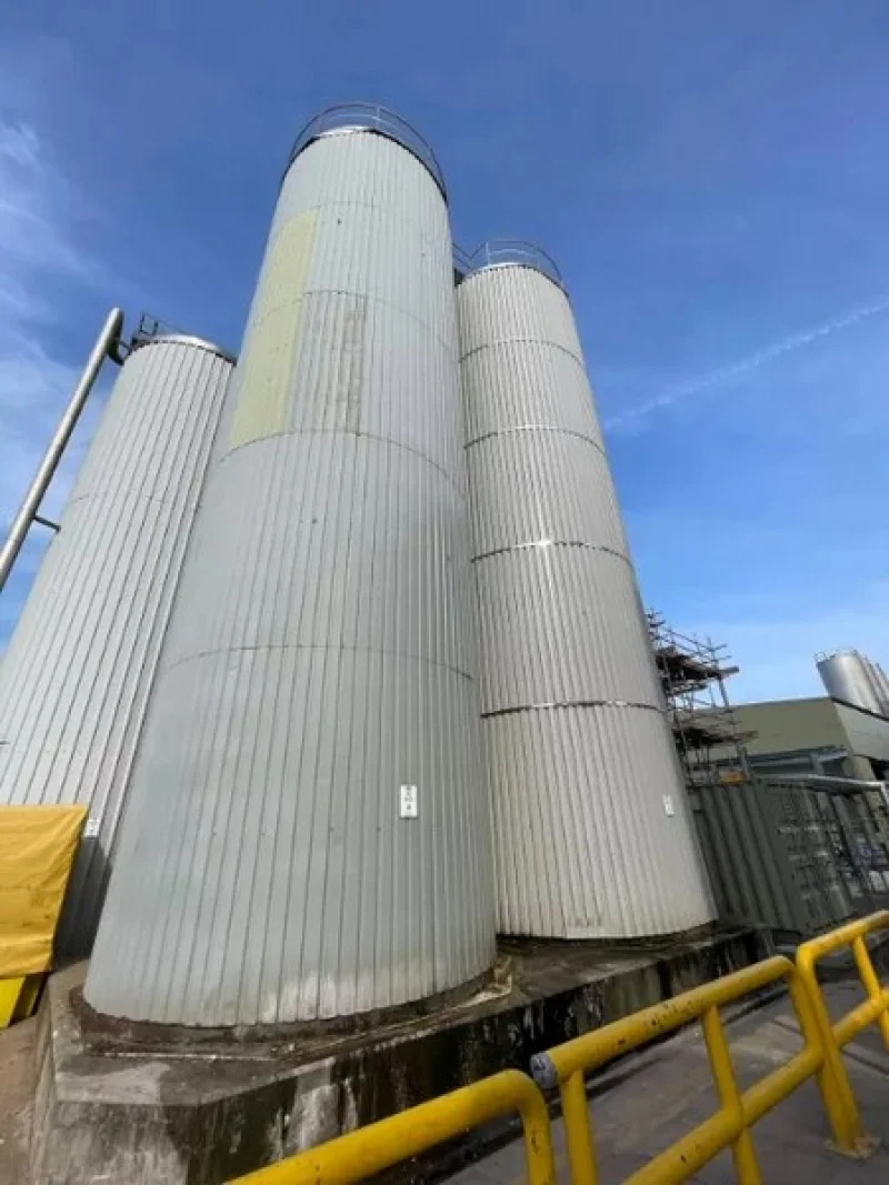 BTG Eddisons - Scunthorpe - Tetra Pak Rex Carton Filler and Tetra Pak Whey Processing, Separators, Pasteuriser, Silos at Auction - Auction Image 1