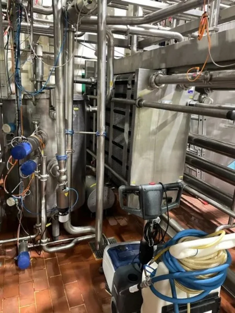 BTG Eddisons - Scunthorpe - Tetra Pak Rex Carton Filler and Tetra Pak Whey Processing, Separators, Pasteuriser, Silos at Auction - Auction Image 3