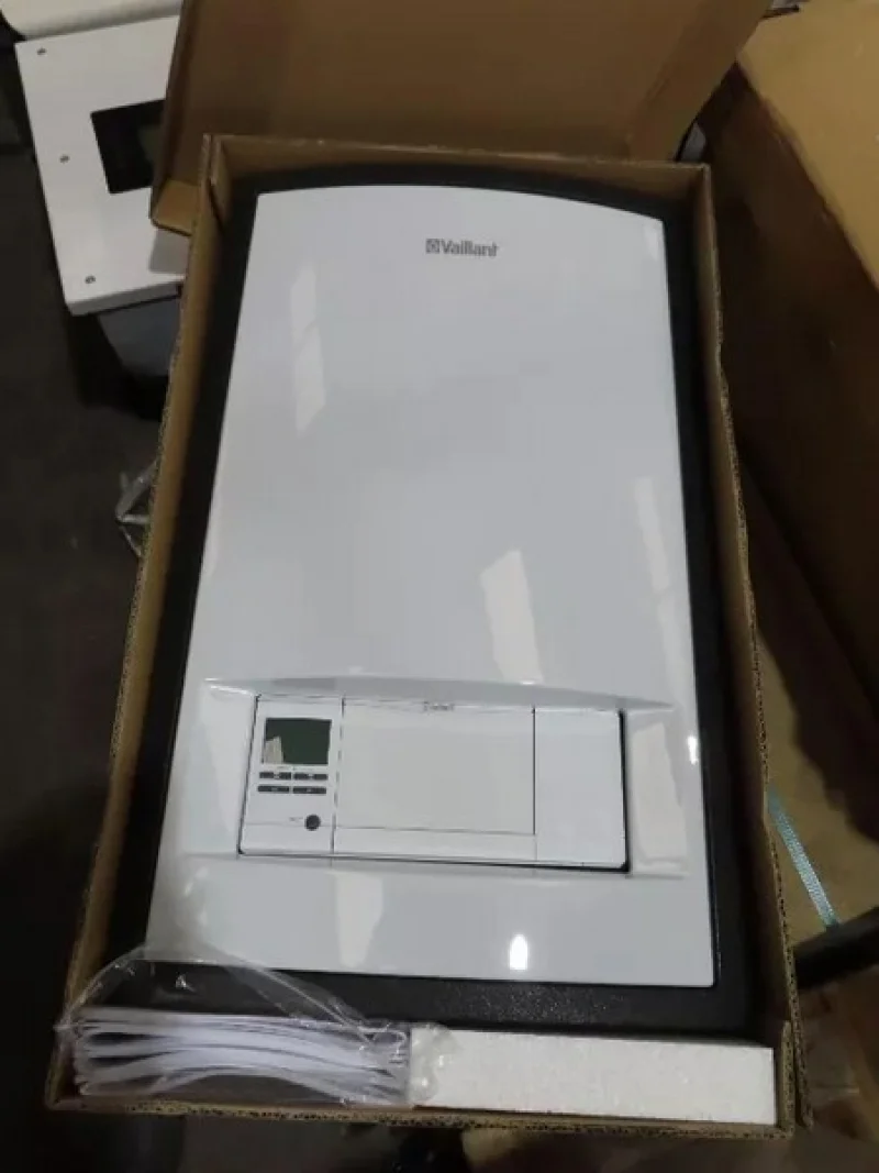 BTG Eddisons - Scunthorpe - The Stock Assets of a Renewable and Smart Energy & Heating Company to include Boilers, Het Pumps, Inverters, Solar Batteries at Auction - Auction Image 1