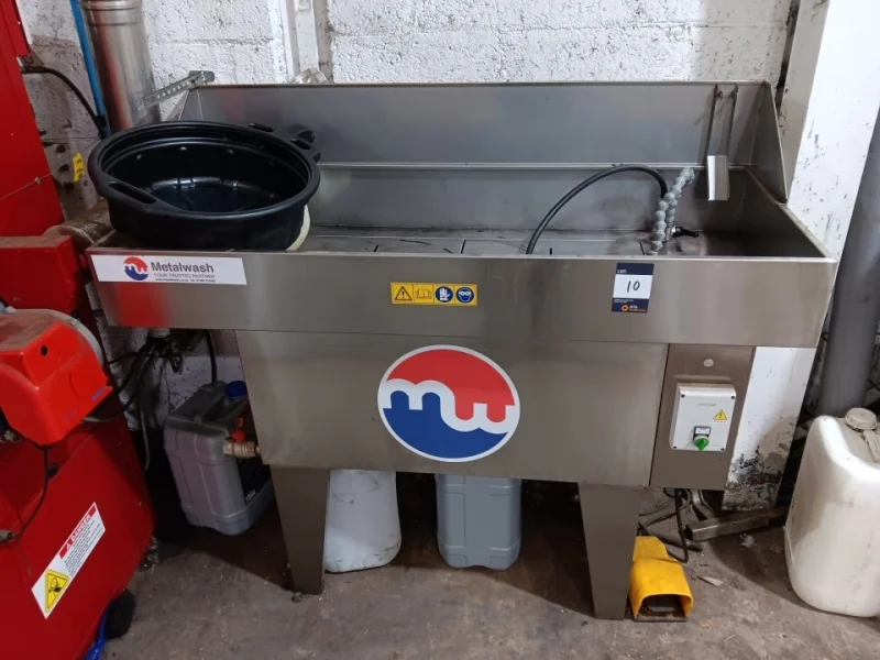 BTG Eddisons - Stockport - Assets of a Vehicle Fleet Management Company to include Range of Garage Equipment at Auction - BATHGATE - Auction Image 7