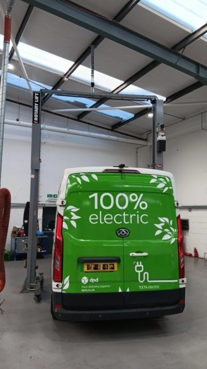BTG Eddisons - Stockport - Assets of a Vehicle Fleet Management Company to include Range of Garage Equipment at Auction  - STEVENAGE - Auction Image 4