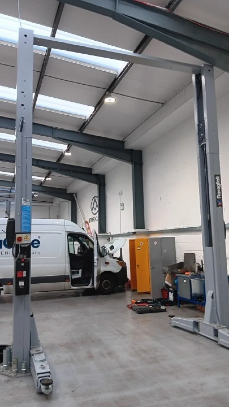 BTG Eddisons - Stockport - Assets of a Vehicle Fleet Management Company to include Range of Garage Equipment at Auction  - STEVENAGE - Auction Image 5