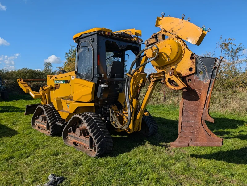 BPI - 2021 Vermeer RTX1250i2 Ride-On Trencher at Auction - Auction Image 2