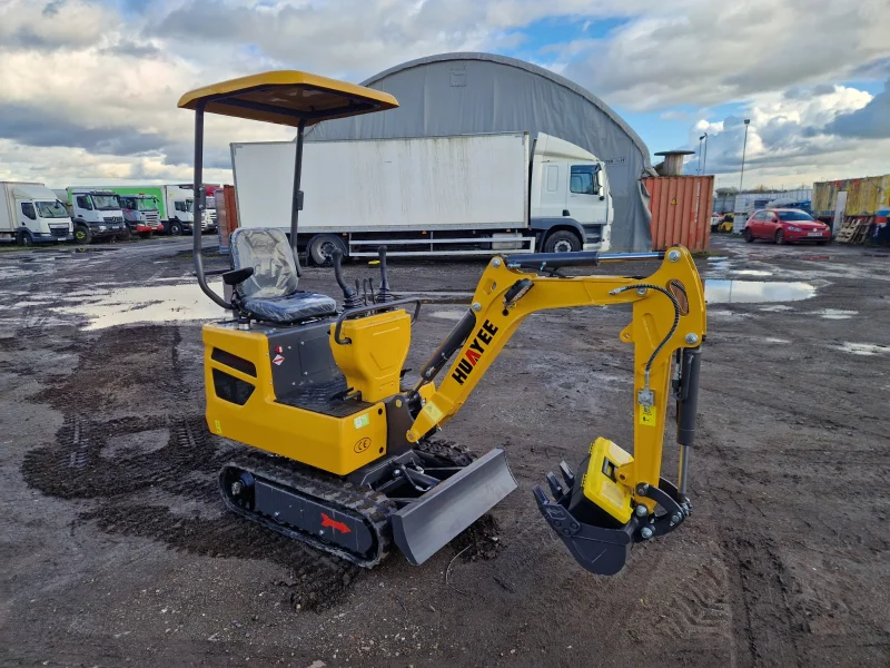 BPI - Unused 2026 Huayee & RIPPA Mini Excavators at Auction - Auction Image 2