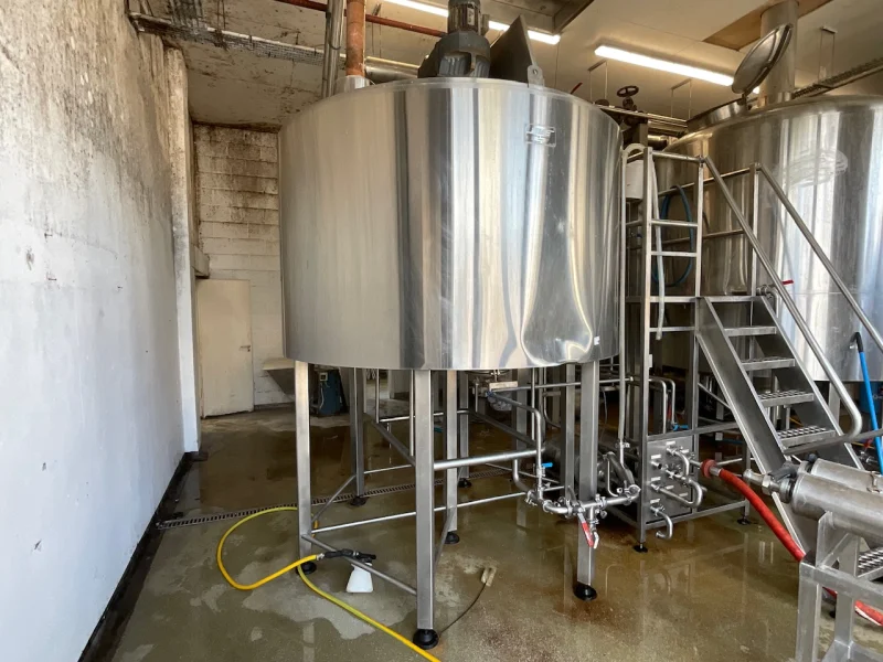 BPI - Brewery Plant & Equipment to include Fermenting Vessels, Bright Beer Tanks, Bottling Line & more at Auction - Auction Image 2