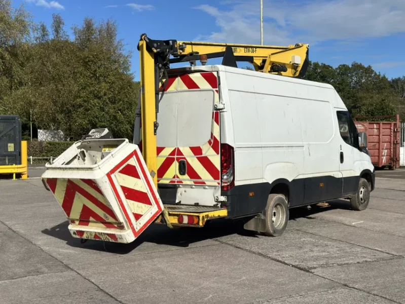 Gavel Auctioneers Ltd - Unreserved Online Auction - Spares or Repair 2016 Iveco Daily 50C15 Mobile Elevating Work Platform at Auction - Auction Image 3