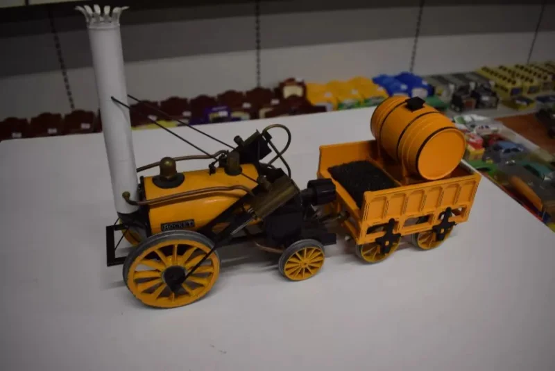 Gilbert Baitson - Collectible Toy Auction - Auction Image 3