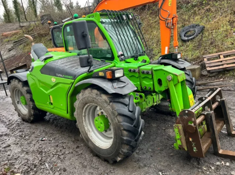 Universal Auctions Group Ltd - Major Clearance Auction, Over 700 lots: Ex-Fleet Vehicles, Agri & Farm, Heavy Plant, Machinery, HGVs & Much More - Auction Image 6