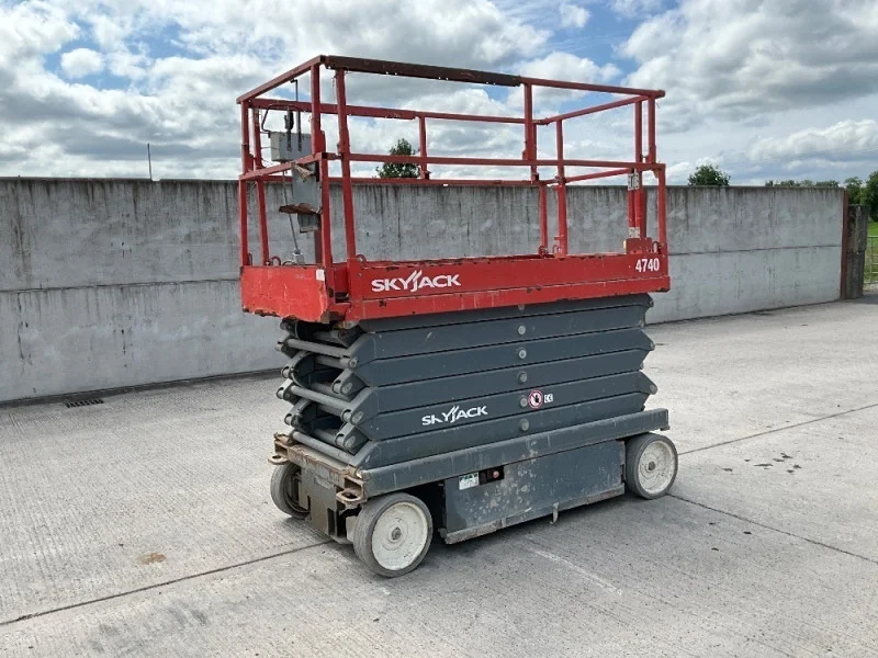 Mid Ulster Auctions Ltd - Machinery Auction to include: Dumpers, Road Sweeper, Forklifts, Excavators, Mini Diggers, Scissor Lifts & More - Auction Image 3