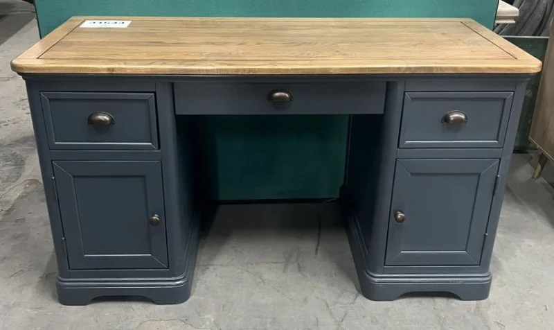 JPS Chartered Surveyors - Furniture & Condiments Auction to include Side Tables, Football/Air Hockey Table, Herman Miller Office Chairs, Hoovers, Alcoholic & Soft Drinks - Auction Image 5
