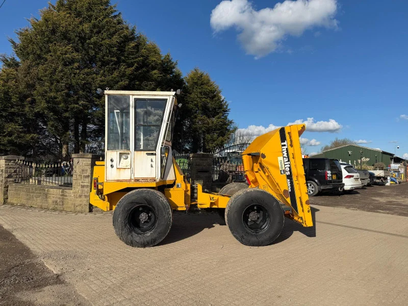 Asset Auctions Ltd - Sunday 7pm! 800 Lots of Excavators, Mowers, Dumpers, Scissor Lifts, Skidsteer Attachments & More at Auction - Auction Image 1