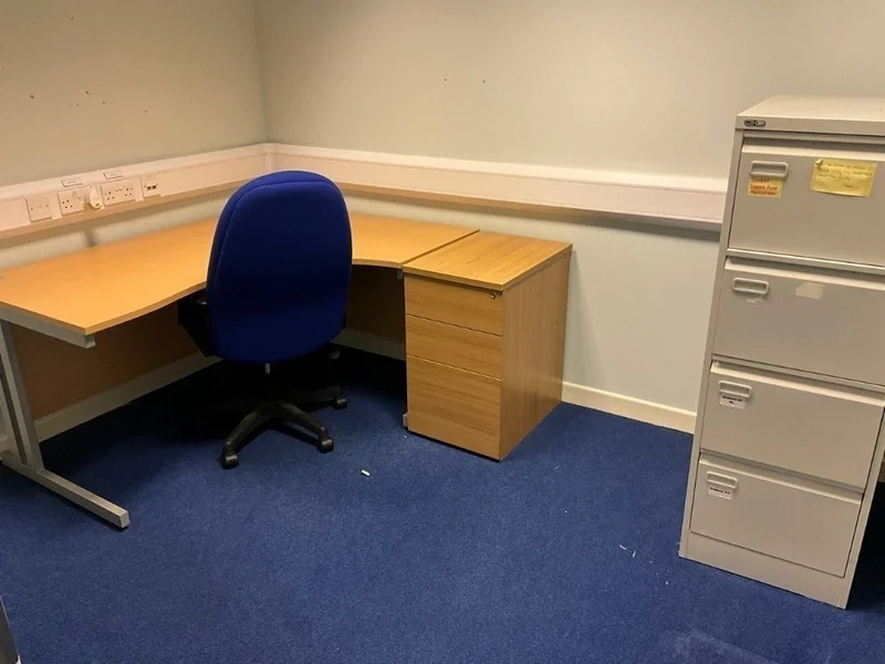 Mid Ulster Auctions Ltd - Phase 6 Ulster University Auction to Include Office & Reception Furniture & More - Auction Image 8