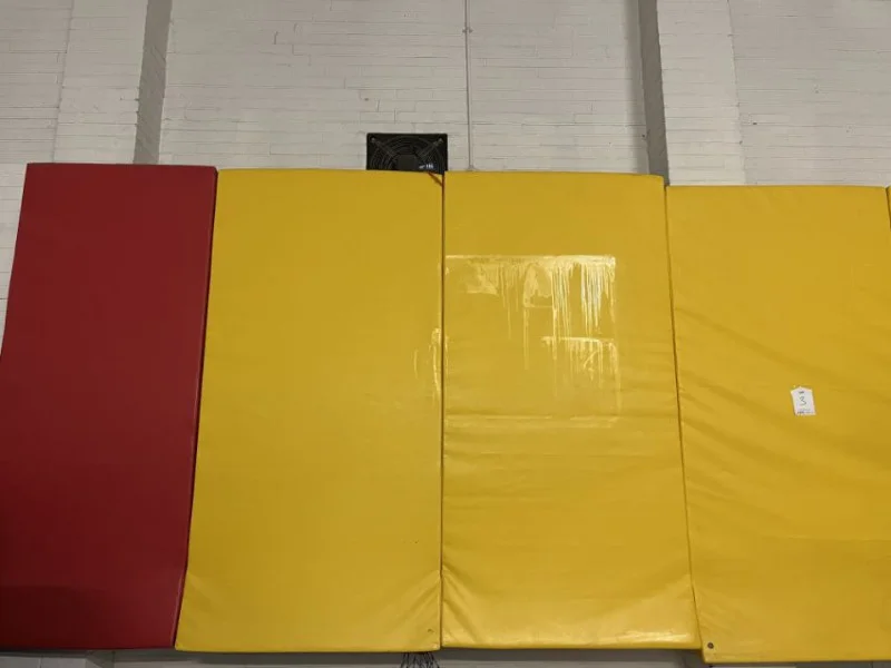 JPS Chartered Surveyors - Soft Play Equipment & Children's Toys at Auction including: Trampolines, Soft Play Walls & Flooring, Landing Mats, Toy Sets - Auction Image 6