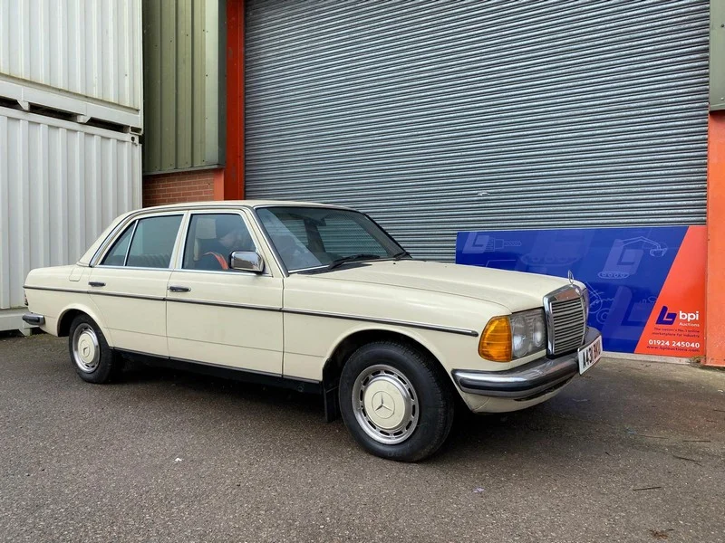 BPI Auctions - Classic Cars Auction to include 1979 Alfa Romeo GTV 2.0, 1984 Mercedes 200 W123, 1981 Volkswagen Jurgens Autovilla Motor Caravan, 1971 Fiat 124 Spider & More - Auction Image 2