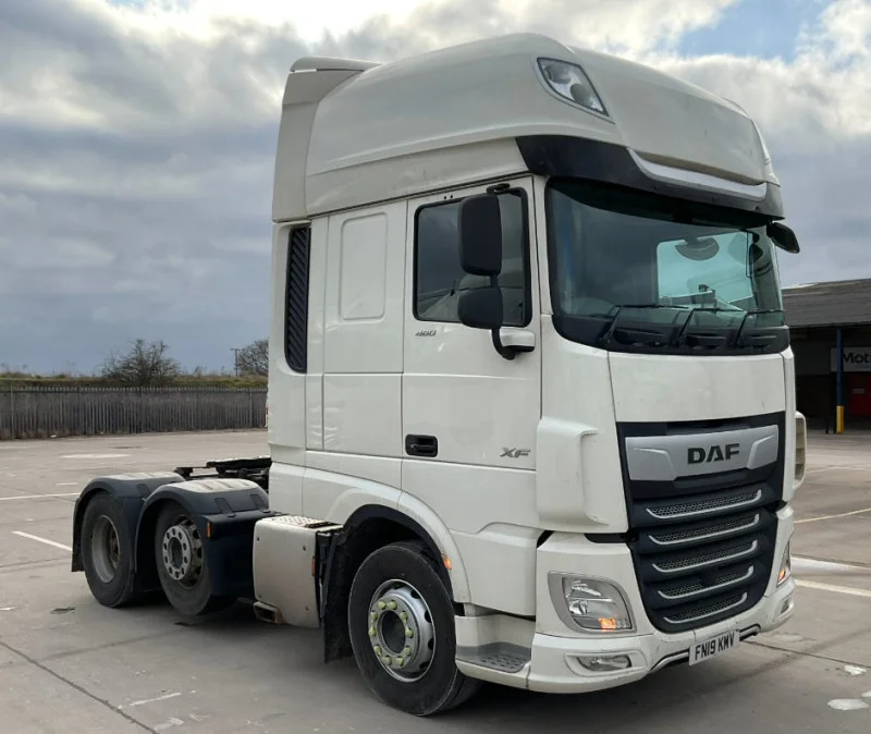 BPI Auctions - 2019 DAF XF480 Super Space Tractor Units Auction - Auction Image 1