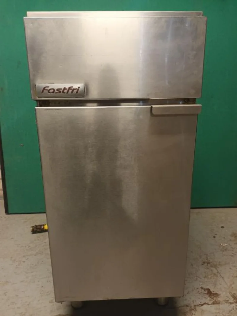 JPS Chartered Surveyors - Commercial Catering Auction featuring Buffalo Microwave Ovens, Spaceman Ice Cream Machine, Commercial Fryers, Adexa Pizza Oven & More - Auction Image 6