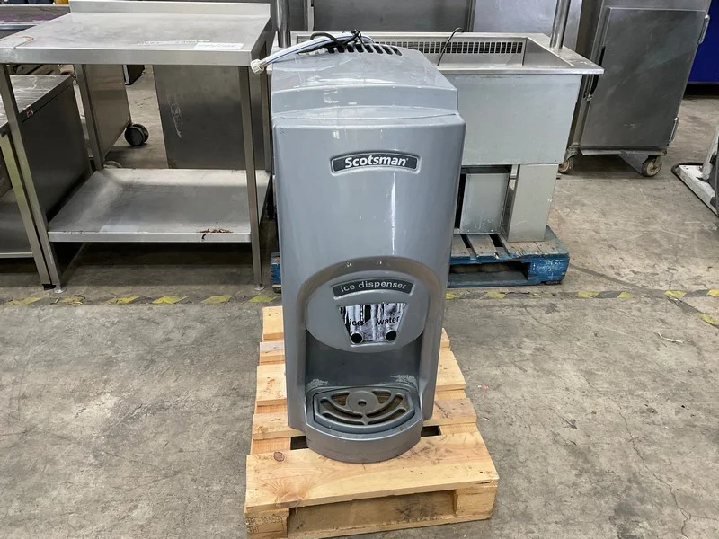 BPI Auctions - Commercial Catering Equipment Auction to include: Coffee Machines, Fryers, Ice Machines, Dishwashers, Bottle Coolers, Freezers & More - Auction Image 3
