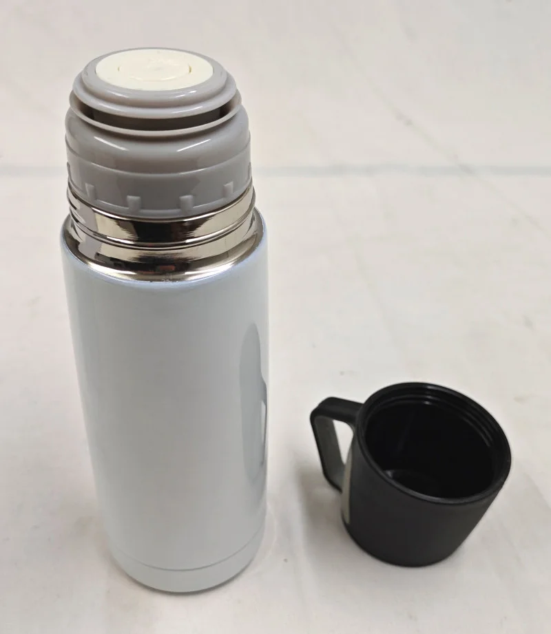 In2Corporate Ltd - New Boxed Resale Stock, Drinking Flasks, Pens, Pencils, Notebooks, Stationary, Drinks Bottles, Charge Leads Auction - Auction Image 7