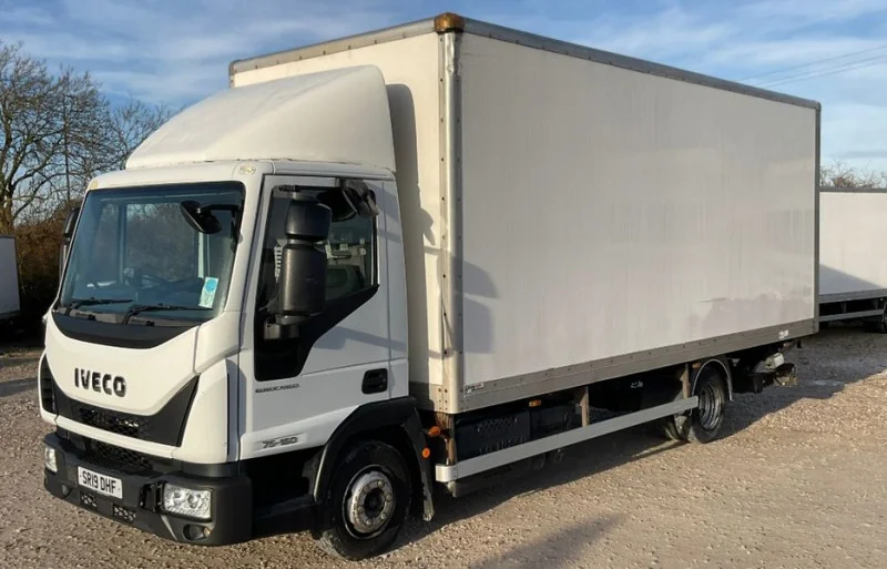 BPI Auctions - 2019 & 2018 Iveco Daily, Eurocargo & Stralis Commercial Vans Auction - Auction Image 2