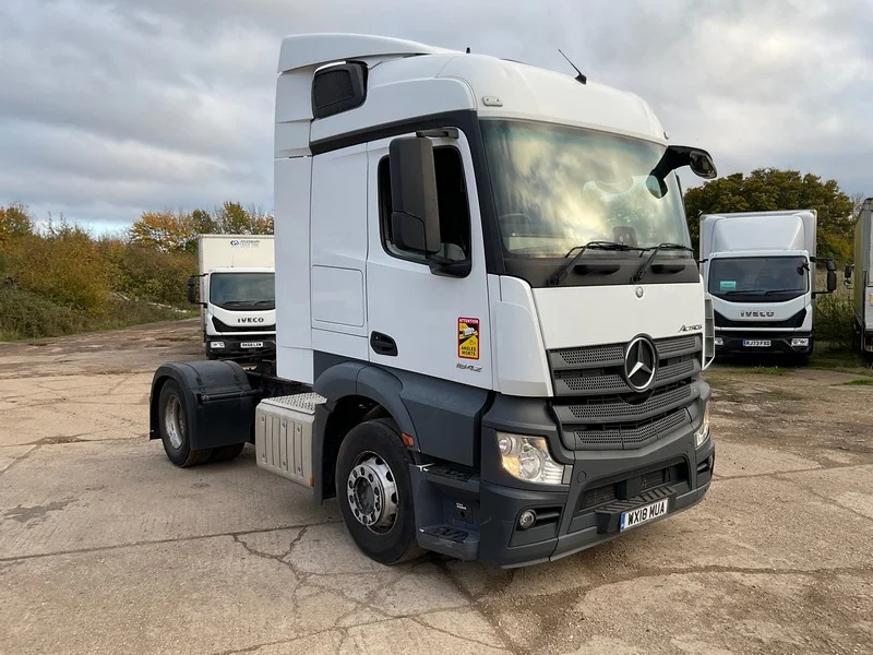 BPI Auctions - Commercial Vehicles Auction to include Welfare Vans, Tractor Units, Box Lorries, Luton Vans, Curtainsiders & More - Auction Image 7