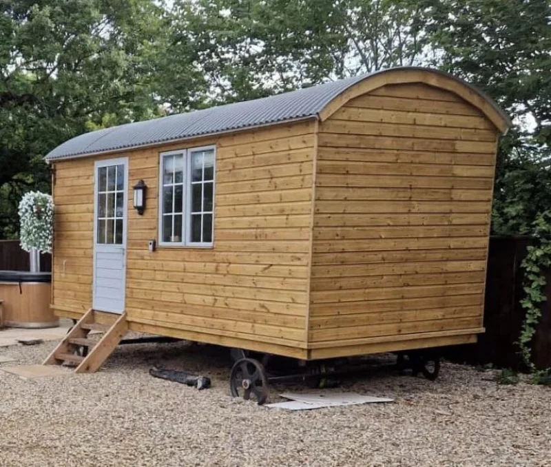 Universal Auctions Group Ltd - Massive Multi-Lot Auction; Ex-Fleet Vans, Agri, Construction & Heavy Plant Machinery And Much More! - Auction Image 8