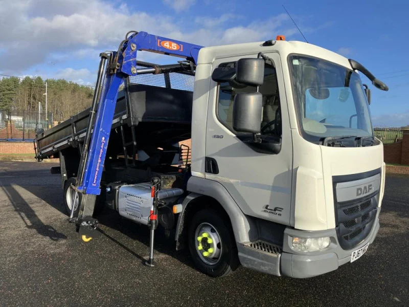 Asset Auctions Ltd - Durham Auction - Tractor Units, Cherry Pickers, Flat Beds, HIABs, Forklifts, Tippers, and more. - Auction Image 1